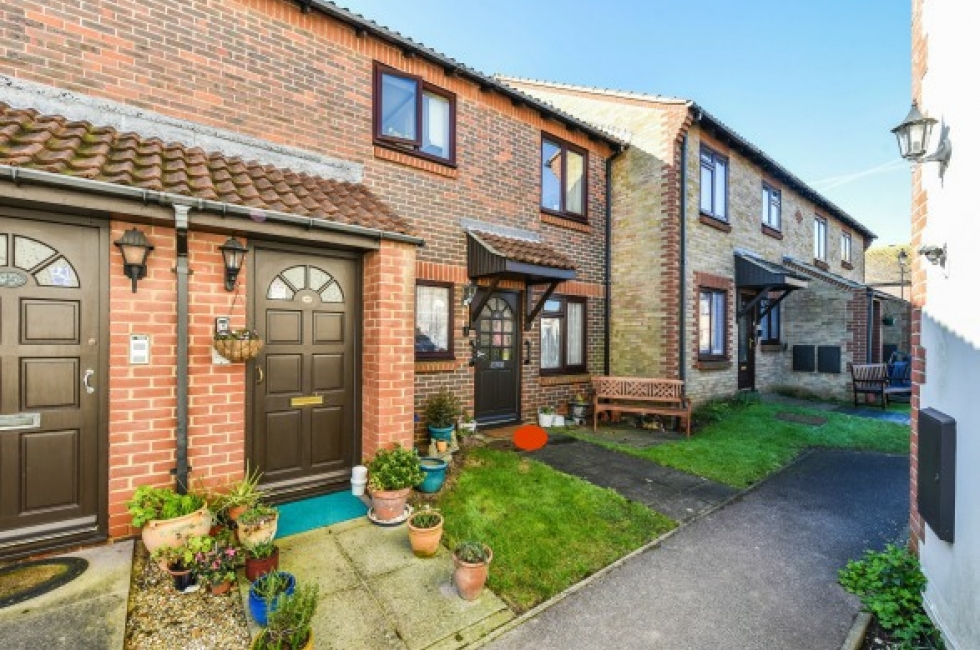 Property for Sale, East Wittering 47 Windmill Court Baileys Estate Agent